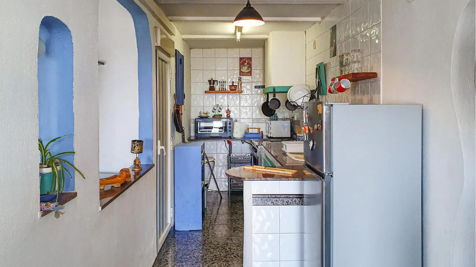 Pet Friendly Home In Deltebre With Kitchenette