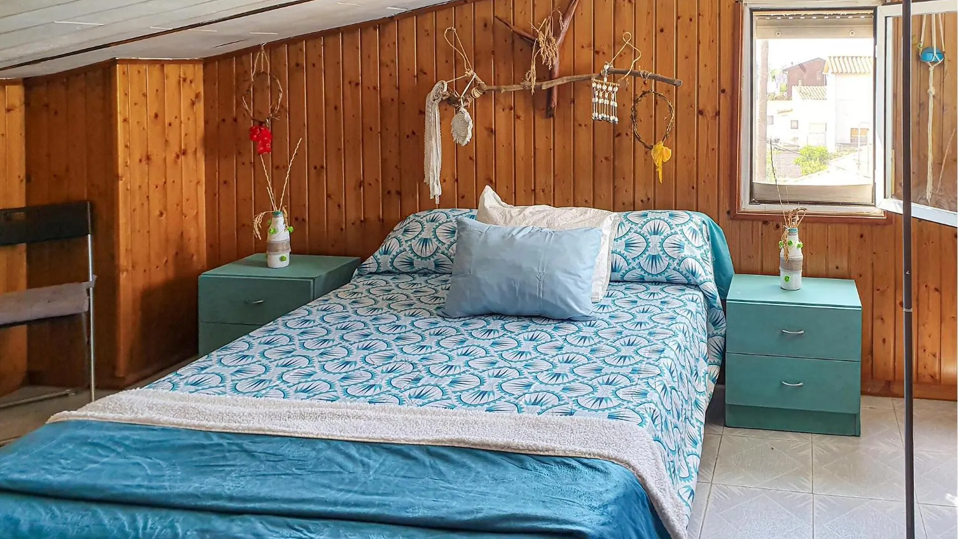 Pet Friendly Home In Deltebre With Kitchenette